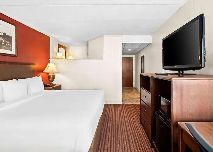 Best Western Merry Manor Inn
